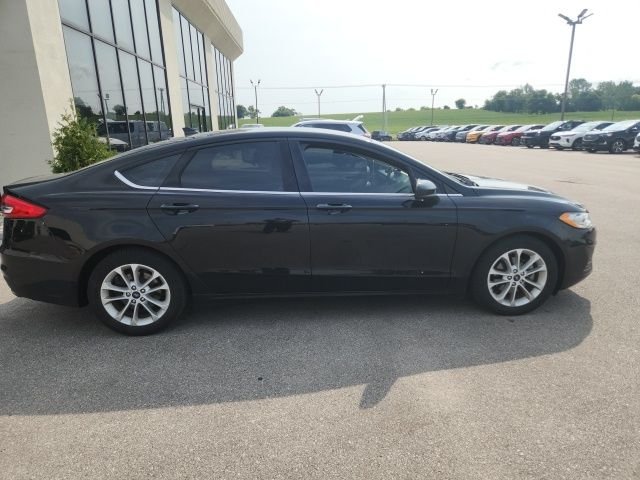 Used 2019 Black Ford SE image 6