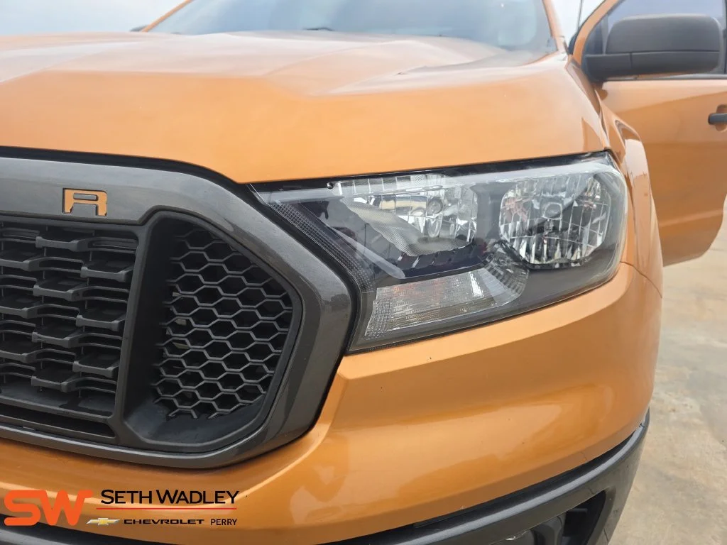 Used 2019 Orange Ford XLT image 30
