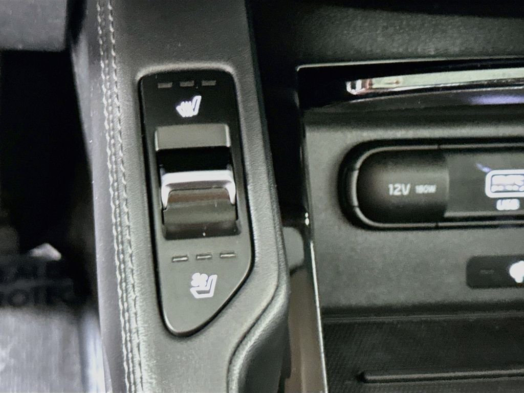 Used 2020 Ebony Black Kia EX image 22
