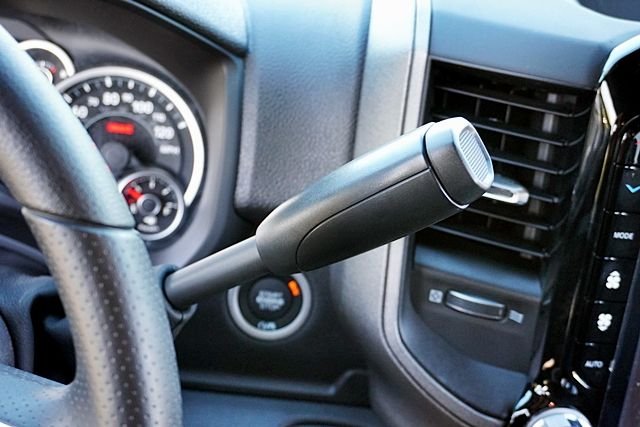 New 2026 Granite Crystal Metallic Clear-Coat Exterior Paint RAM Tradesman image 35