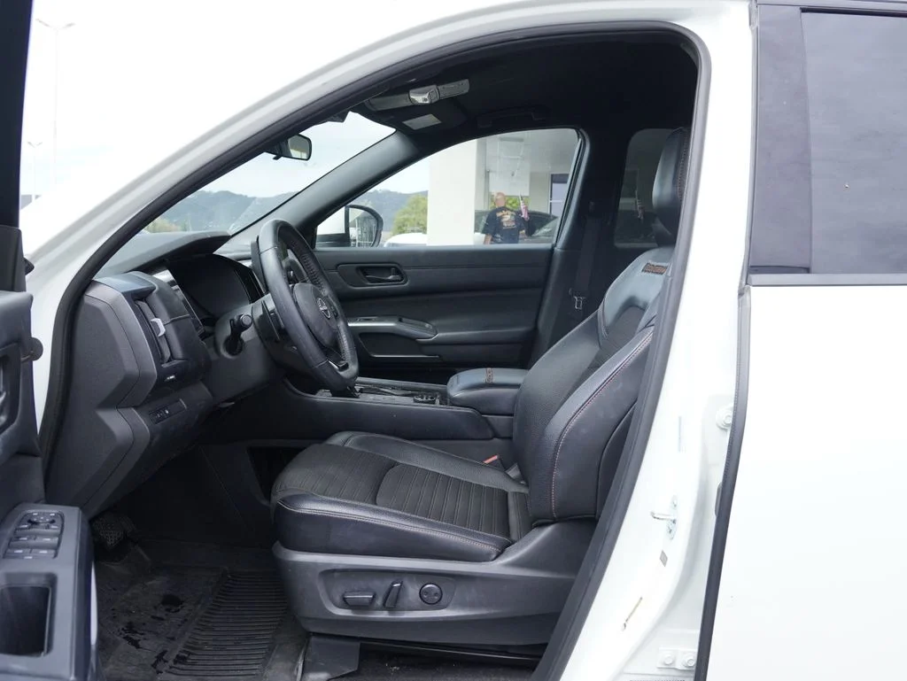 Used 2024 White Nissan Rock Creek image 16
