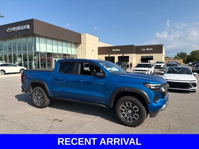 Used 2023 Blue Chevrolet Z71 image 35