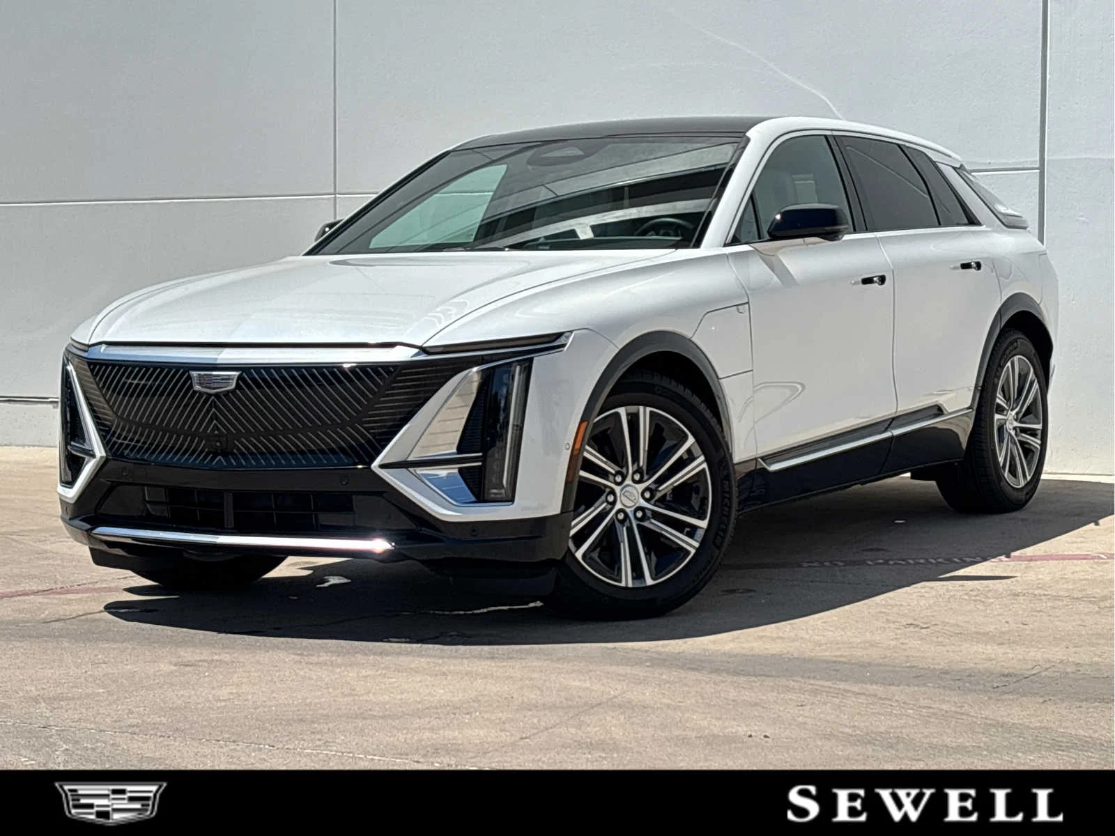 2024 Cadillac Lyriq Luxury 2 AWD's photo