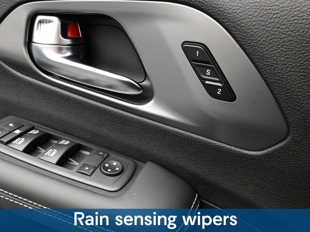2026 Chrysler Pacifica Select - Photo 24