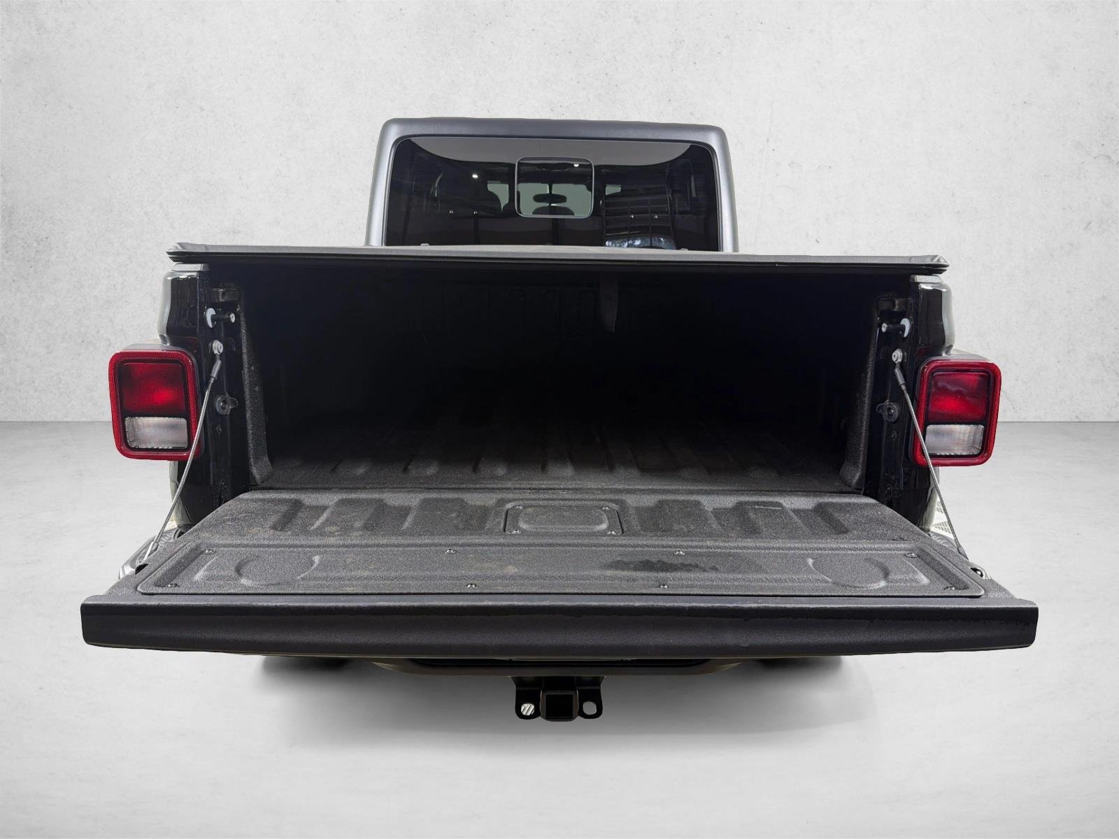 Used 2023 Black Clearcoat Jeep Sport S image 18