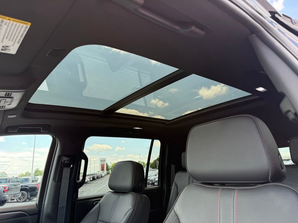 Used 2023 Black Chevrolet RST image 9