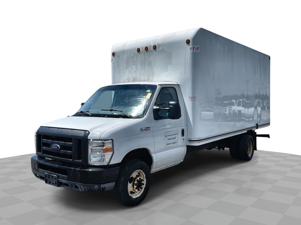 2018 Ford E-Series DRW E-450 Super Duty 158 in WB's photo
