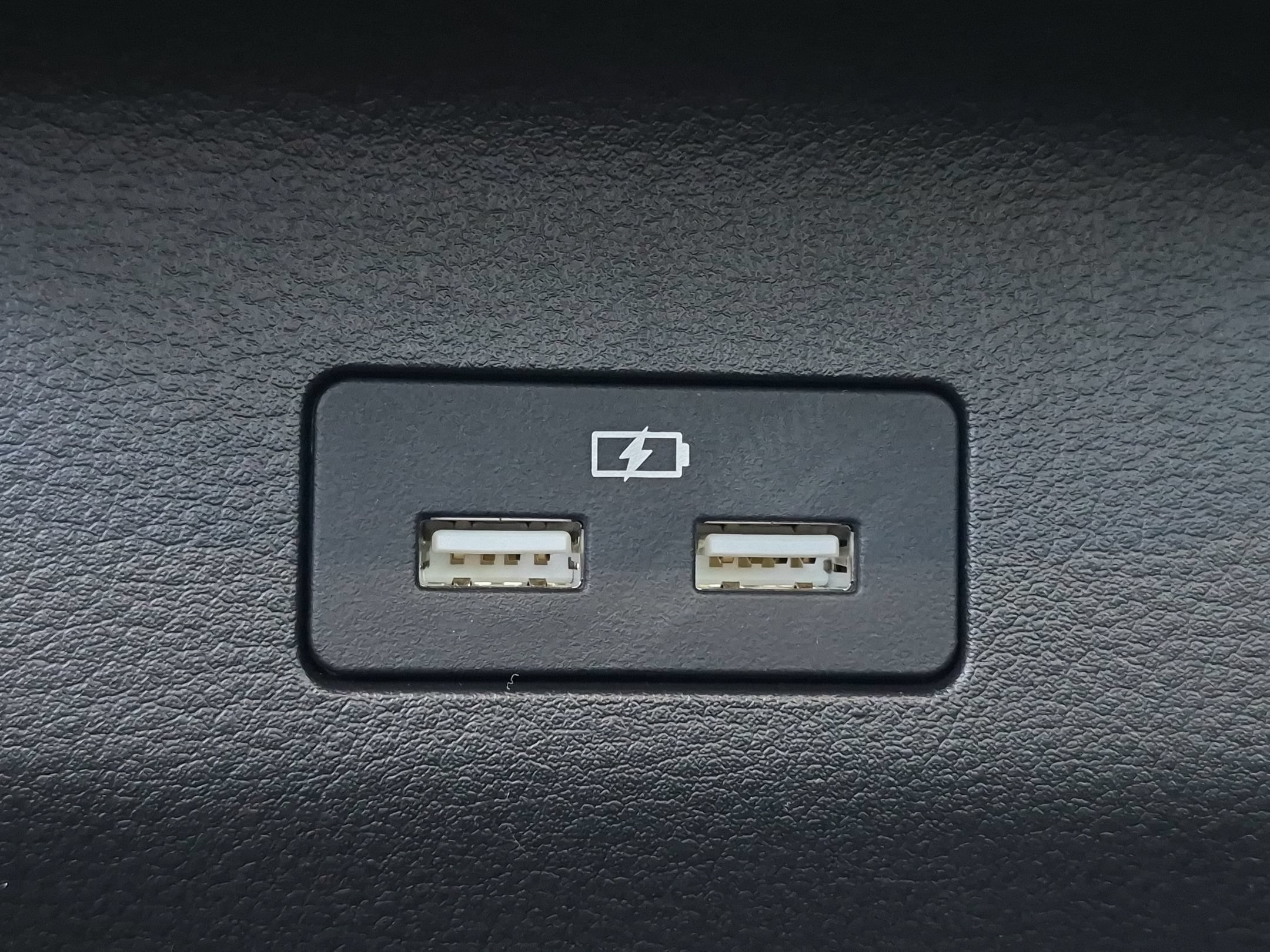 Used 2024 Wind Chill Pearl Mazda 2.5 S Premium Package image 32