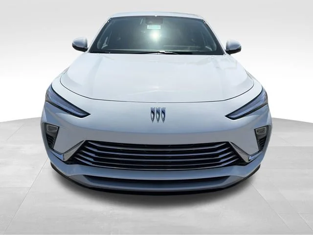 New 2026 Summit White Buick Preferred image 2