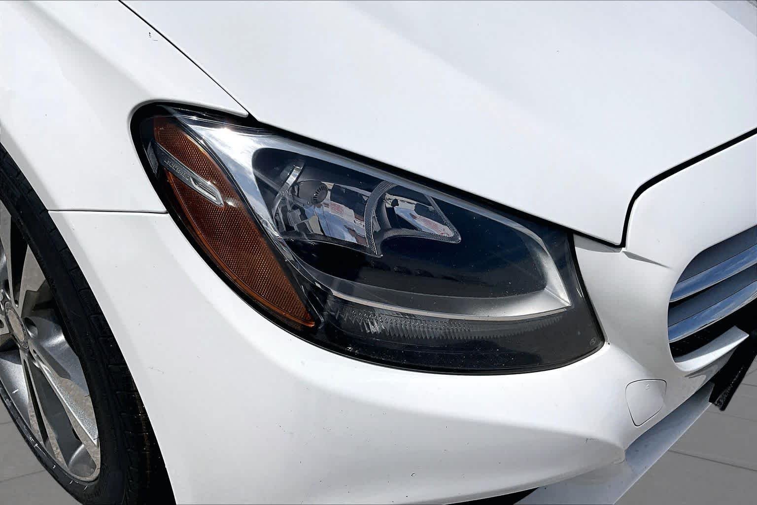 Used 2016 Polar White Mercedes-Benz C 300 Sport image 28