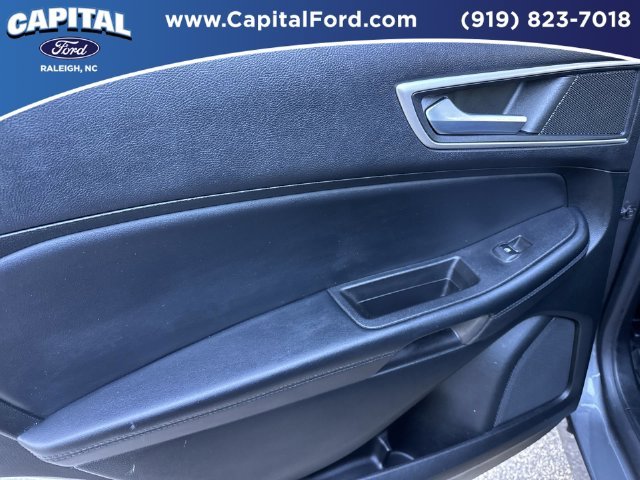 Used 2023 Gray Ford SEL image 17