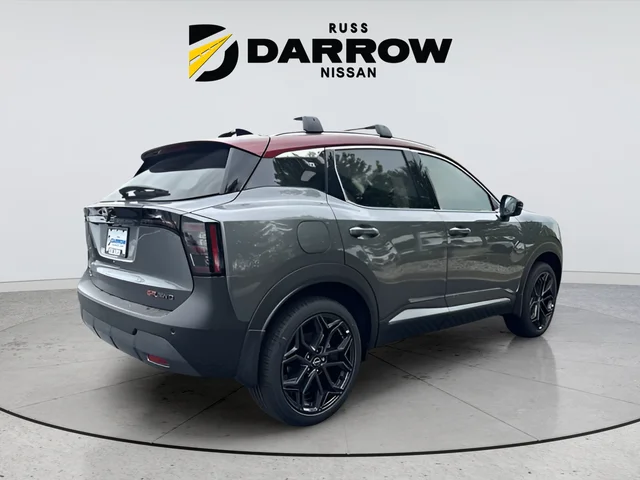 New 2026 Gun Metallic / Scarlet Ember Tintcoat Two-tone Nissan SR image 5