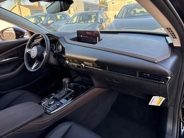 2025 Mazda CX-30 Turbo Premium Plus - Photo 21