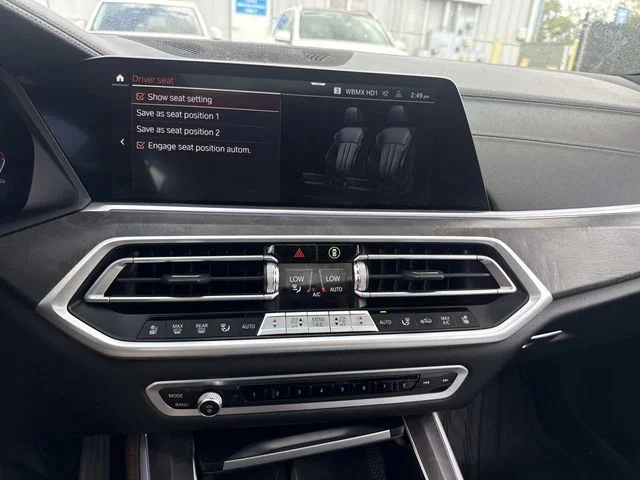 Used 2022 Black BMW xDrive40i image 26