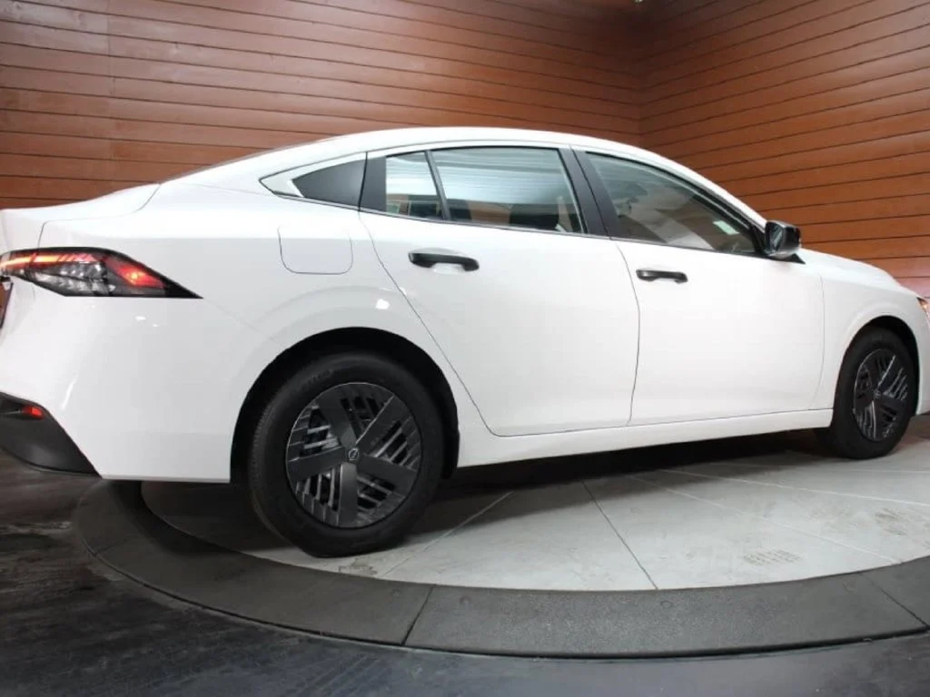 2026 Nissan Sentra S - Photo 7