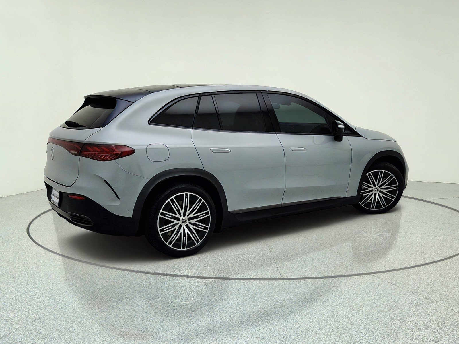 Certified Used 2024 MANUFAKTUR Alpine Grey Mercedes-Benz EQE 350+ image 8