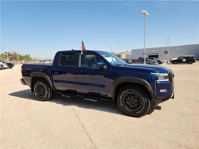 Used 2022 Blue Nissan PRO-X (A9) 4x2 Crew Cab 5 ft. box 126 in. WB image 5