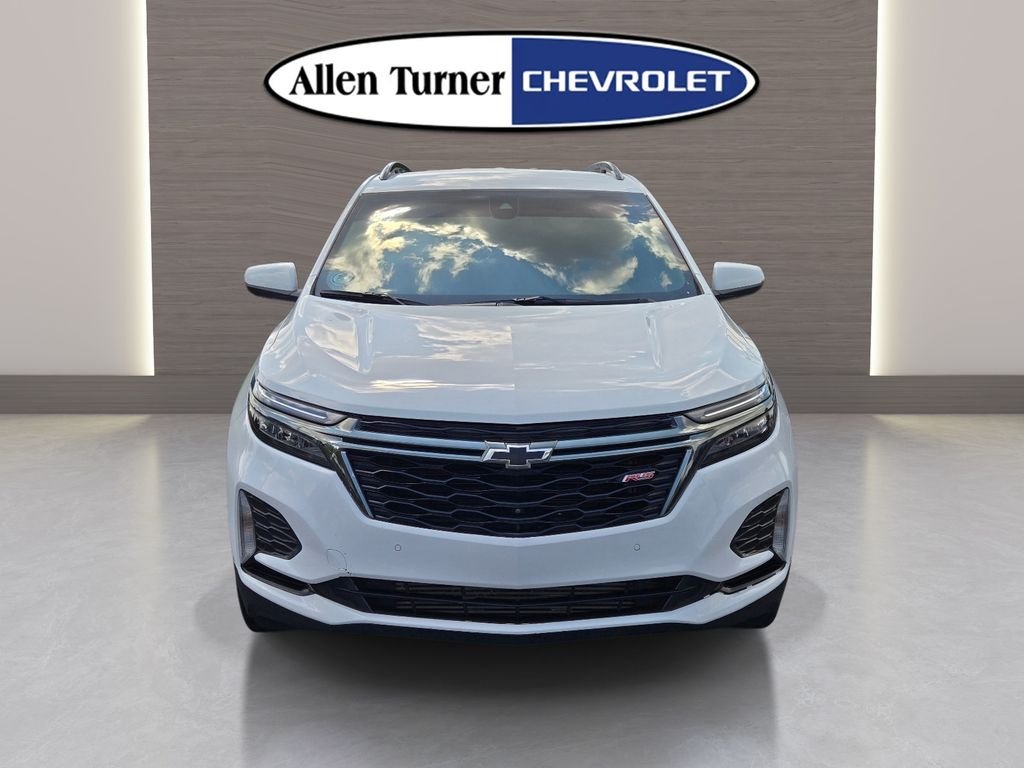 Used 2022 White Chevrolet RS image 4