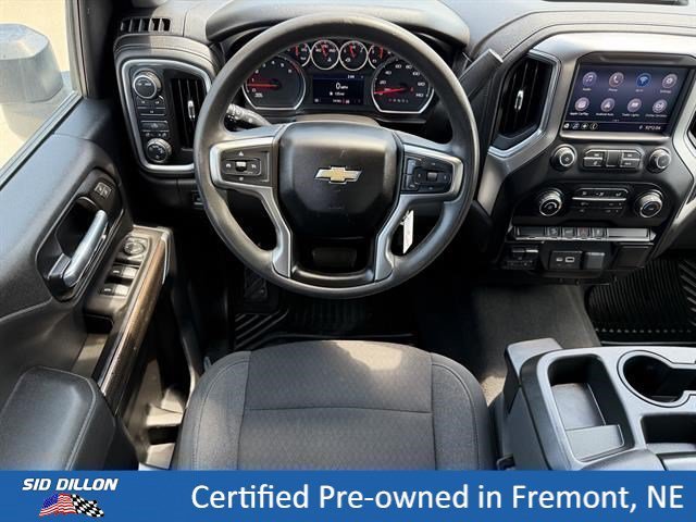 Used 2021 Silver Ice Metallic Chevrolet LT image 4