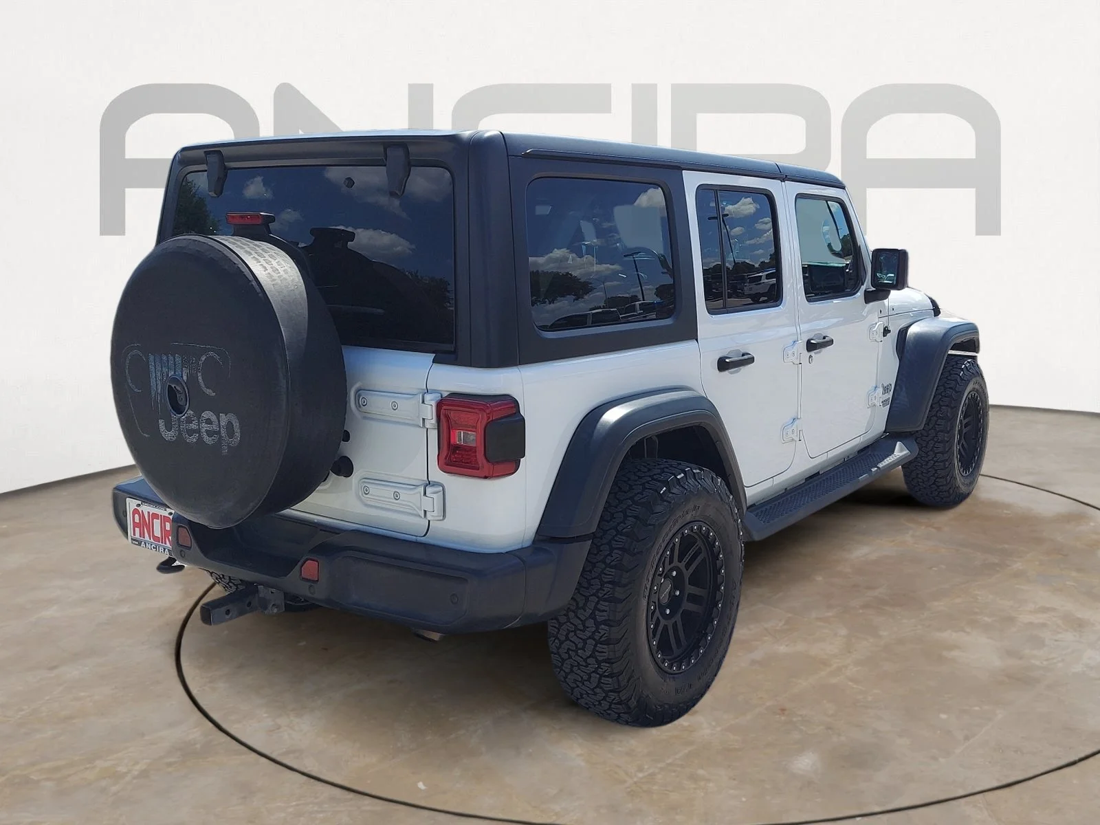 Used 2018 Bright White Clearcoat Jeep Sport S image 10