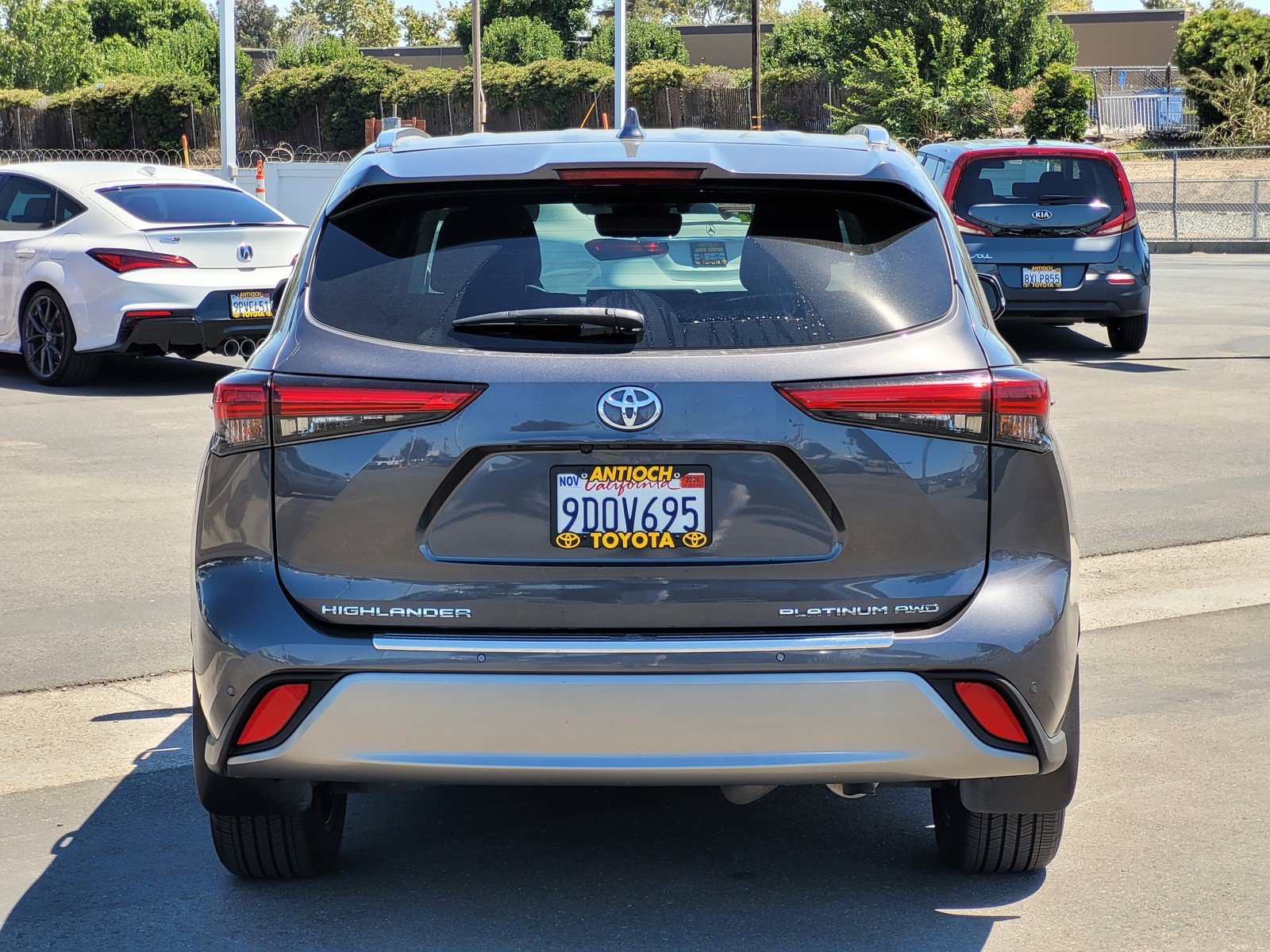 Used 2022  Toyota Platinum image 5