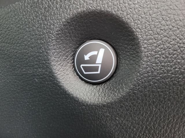 Used 2023  Honda EX-L image 9