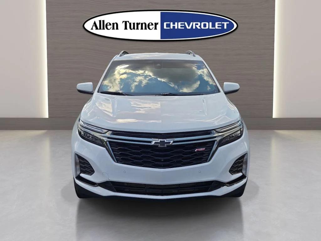 Used 2022 White Chevrolet RS image 4