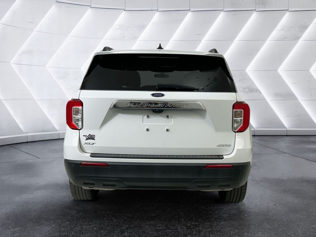 Used 2023 White Ford XLT image 5