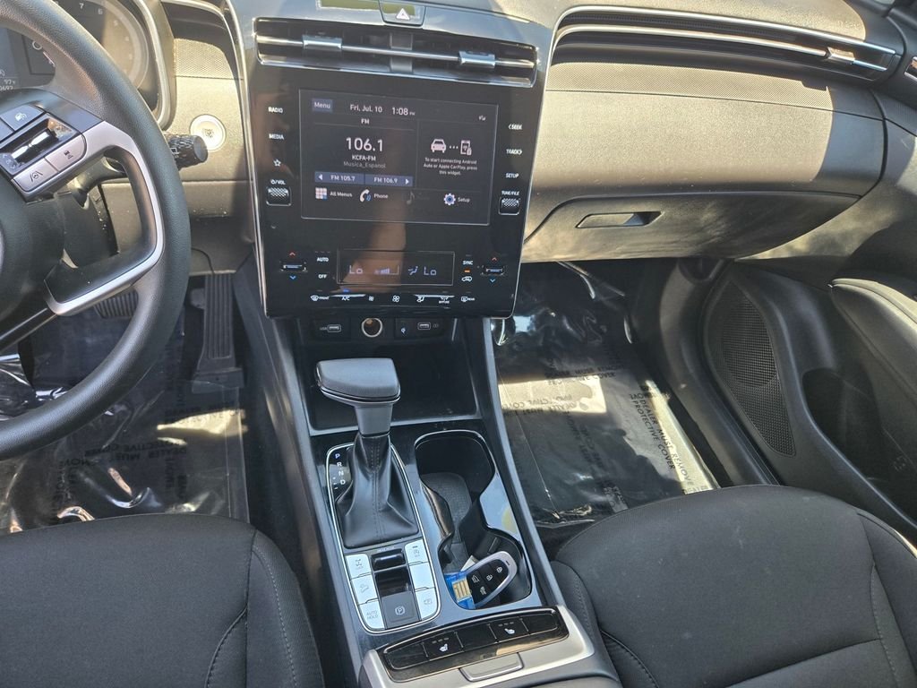 Used 2024 Silver Hyundai SEL image 17