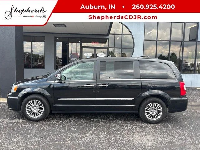 2015 Chrysler Town & Country