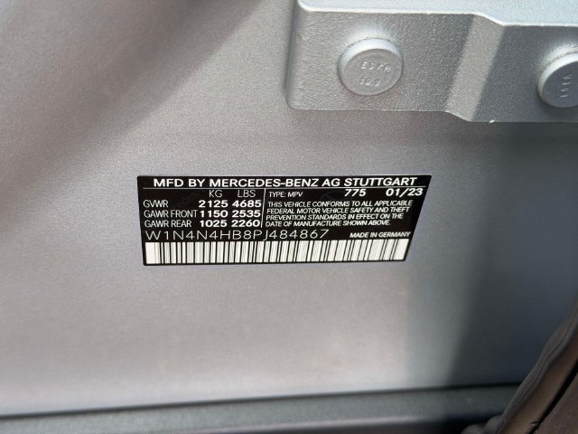 Used 2023 Silver Mercedes-Benz GLA 250 image 17