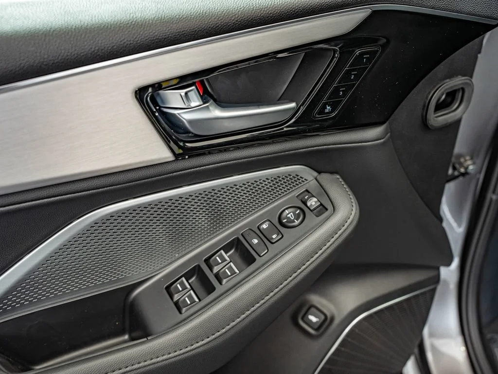 New 2026 Liquid Carbon Metallic Acura SH-AWD image 18
