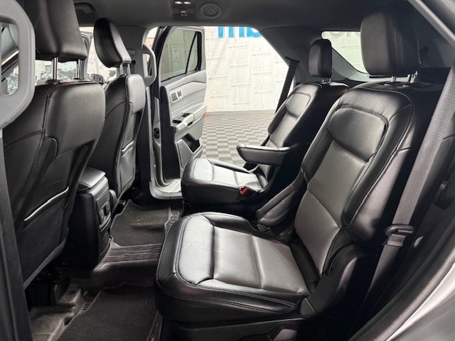 2022 Ford Explorer XLT photo 4