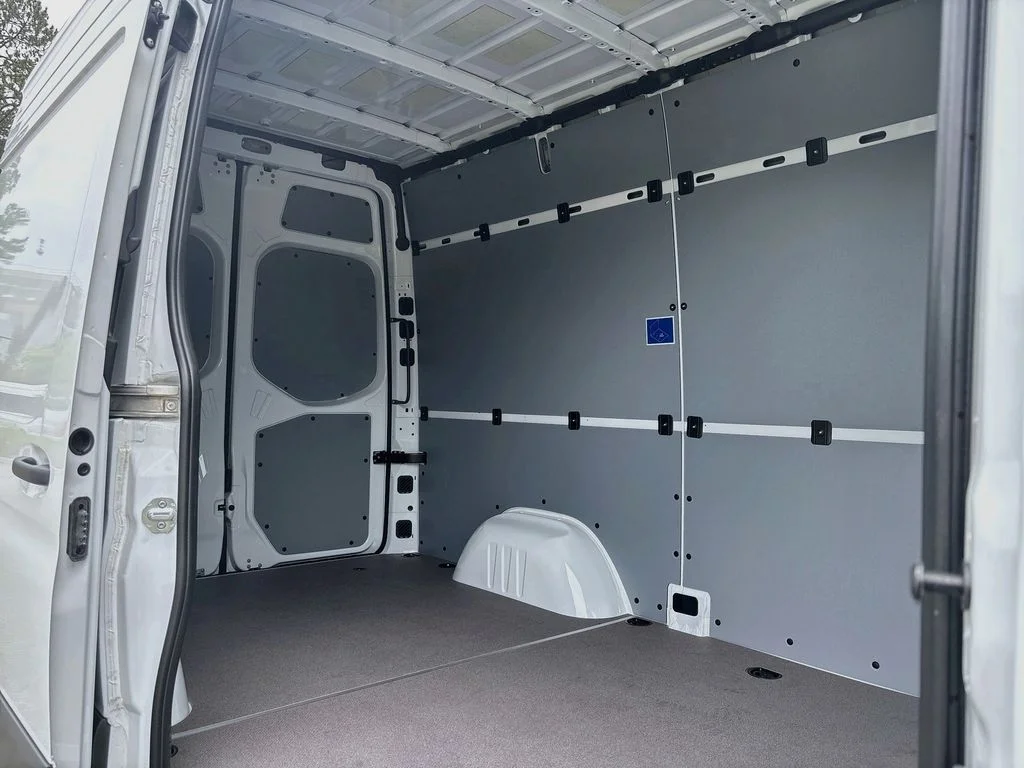New 2026  Mercedes-Benz Cargo 144 WB image 15