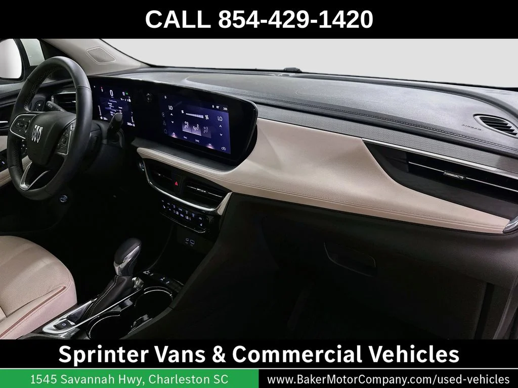 Used 2025 White Buick Avenir image 28