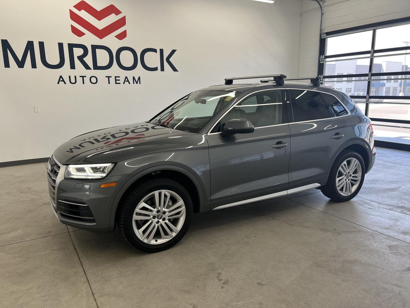 2018 Audi Q5 2.0T quattro S tronic Prestige's photo