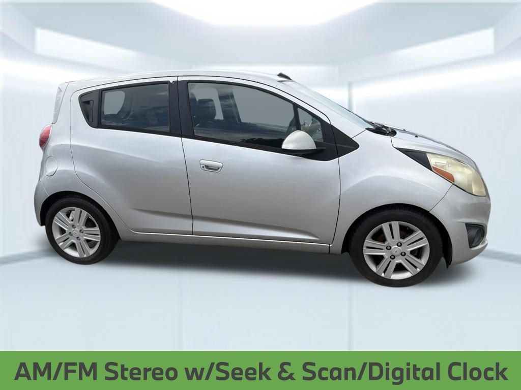Used 2014 SILVER ICE Chevrolet LT image 5