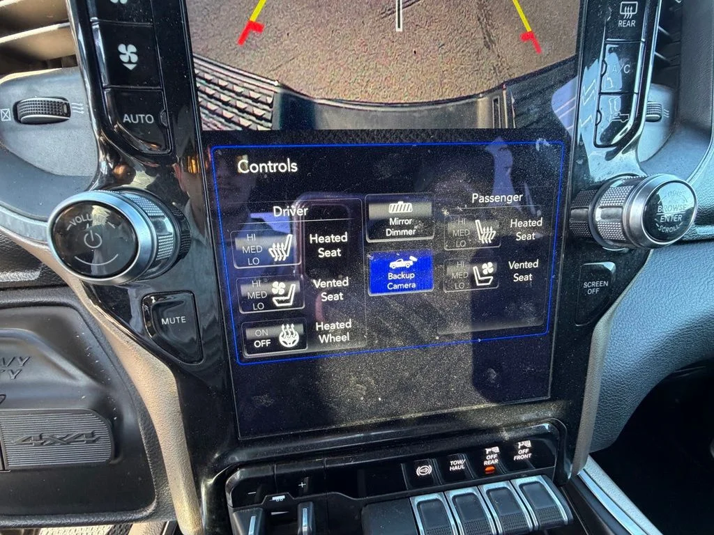 Used 2019 Black Ram Laramie image 23