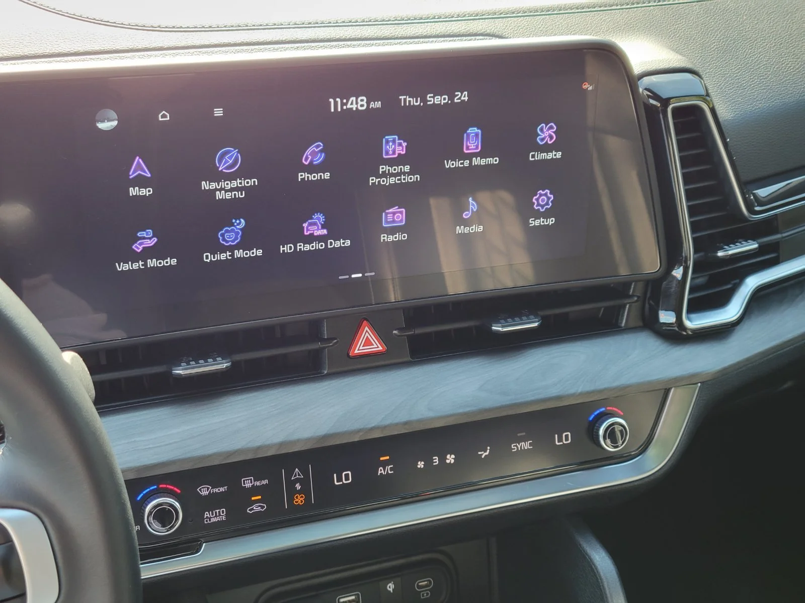 Certified Used 2025 Green Kia X-Line image 20