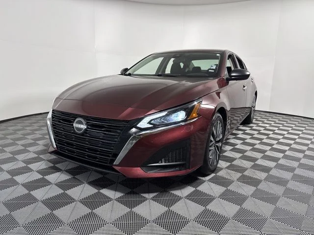 2024 Nissan Altima SV