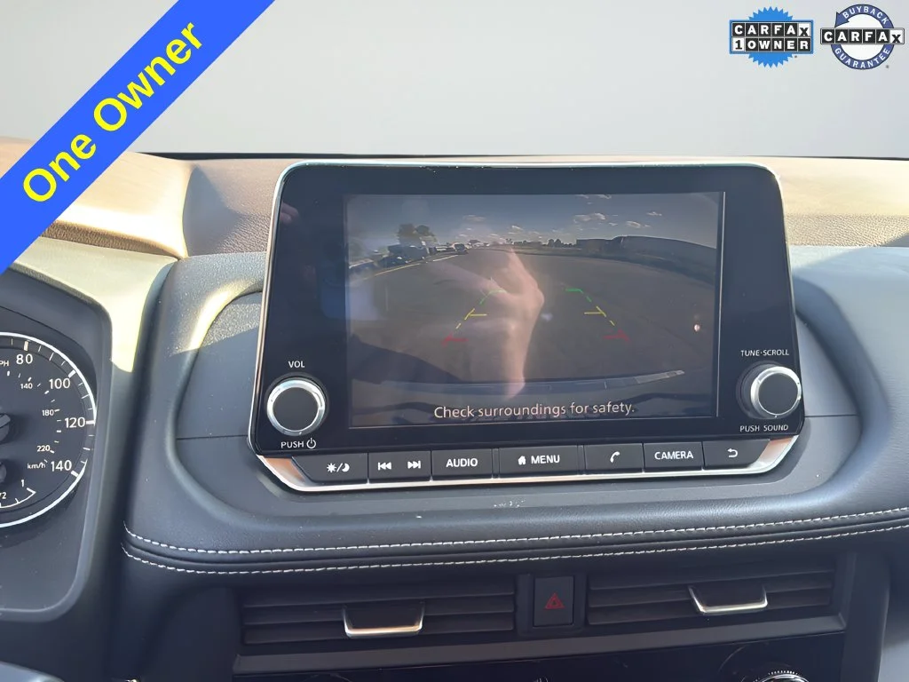 Used 2023 White Nissan SV image 22