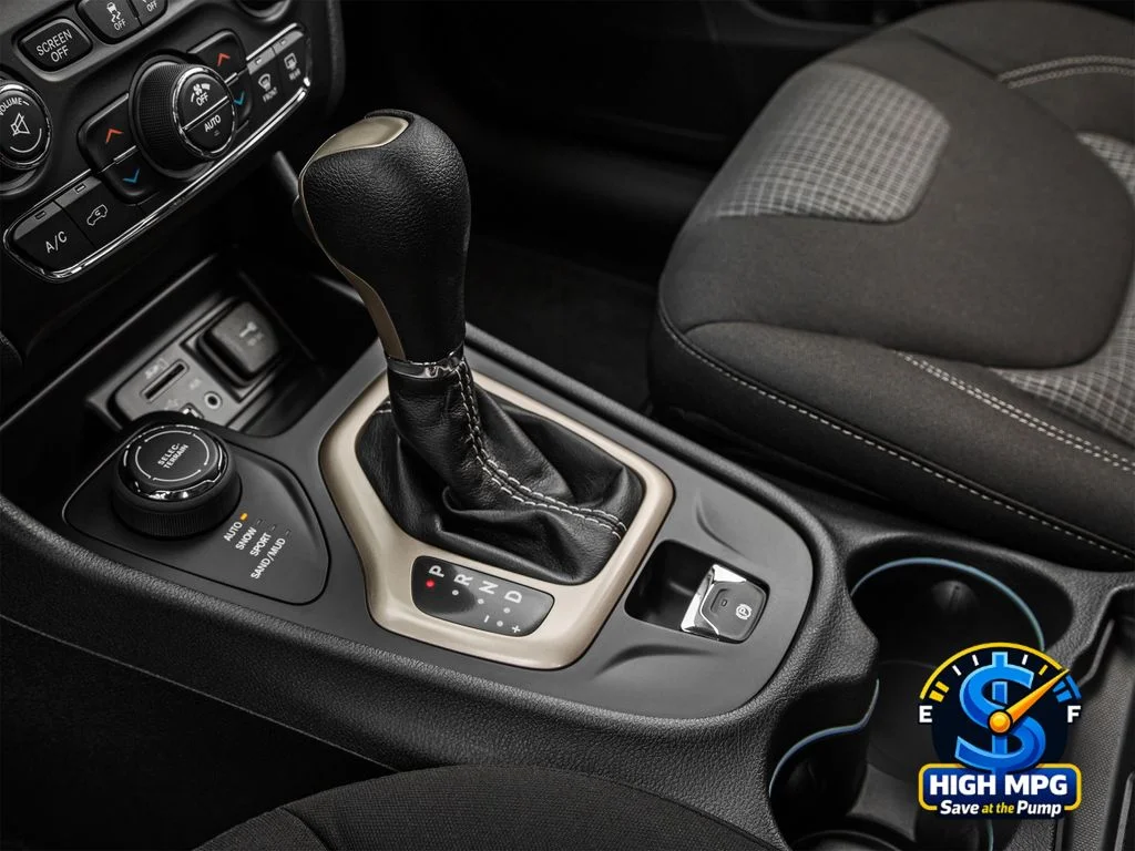 Used 2016 Black Jeep Latitude image 27
