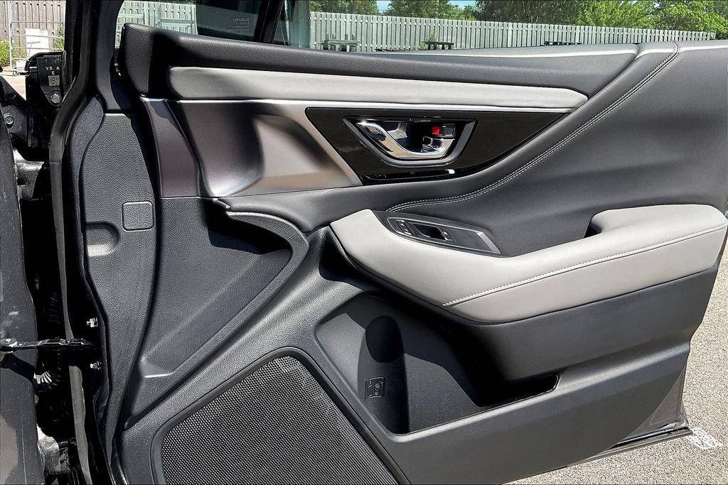 2025 Subaru Outback Limited - Photo 24