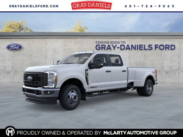 2026 Ford F-350 XL 4x4 Crew Cab 8' Box DRW's photo