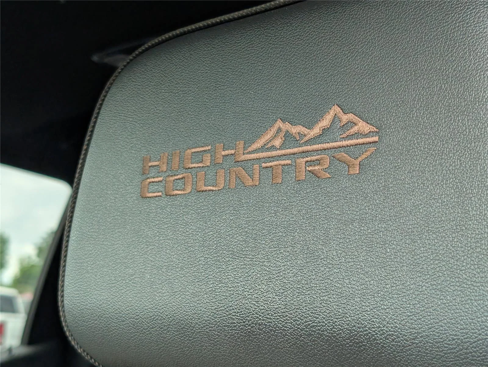 Used 2024 Black Chevrolet High Country image 14