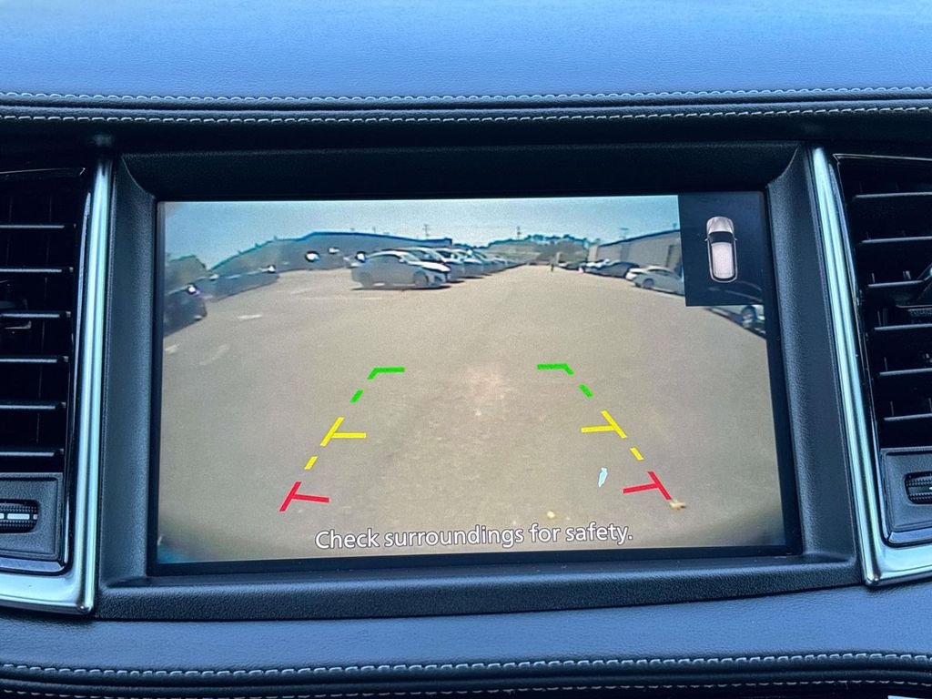 Certified Used 2025 Gray INFINITI LUXE image 22