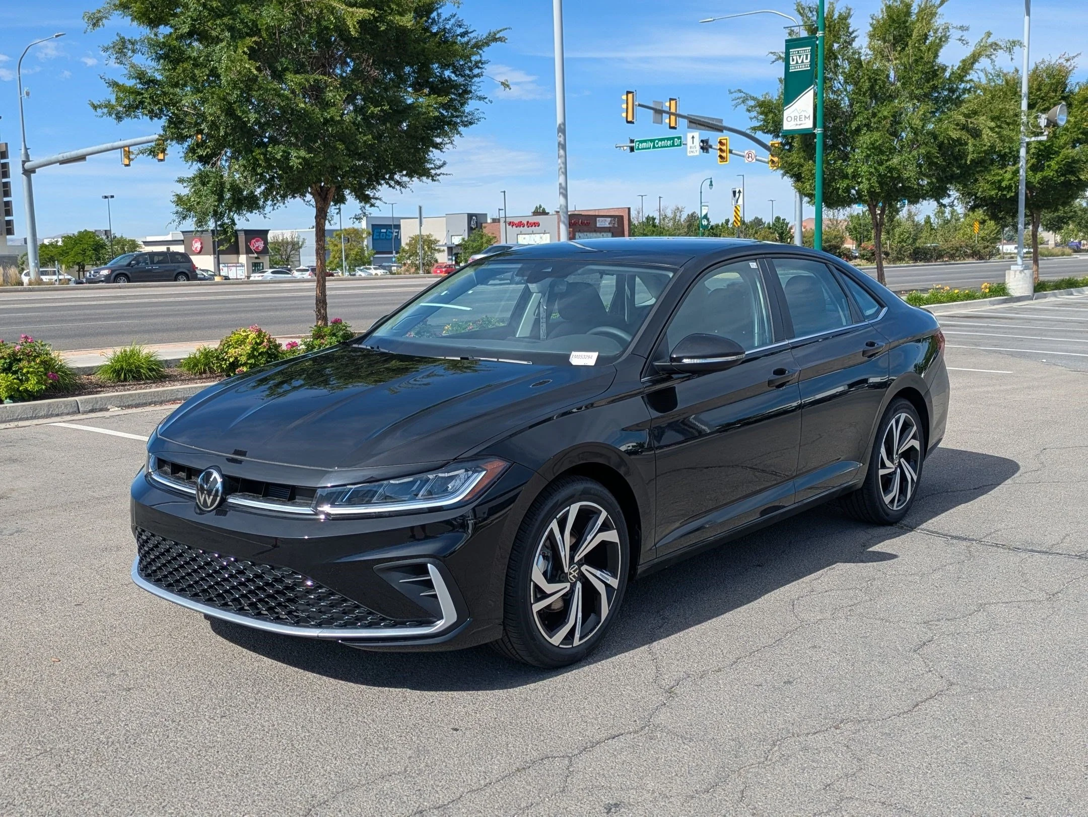 New 2026 Deep Black Pearl Volkswagen SEL image 8