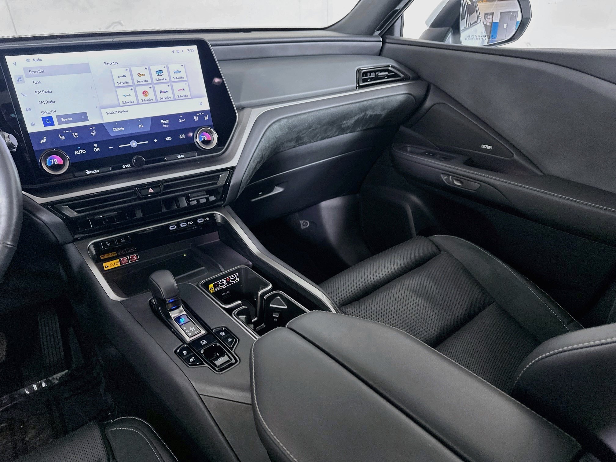 Certified Used 2025 Pearl Lexus 350 Luxury image 23