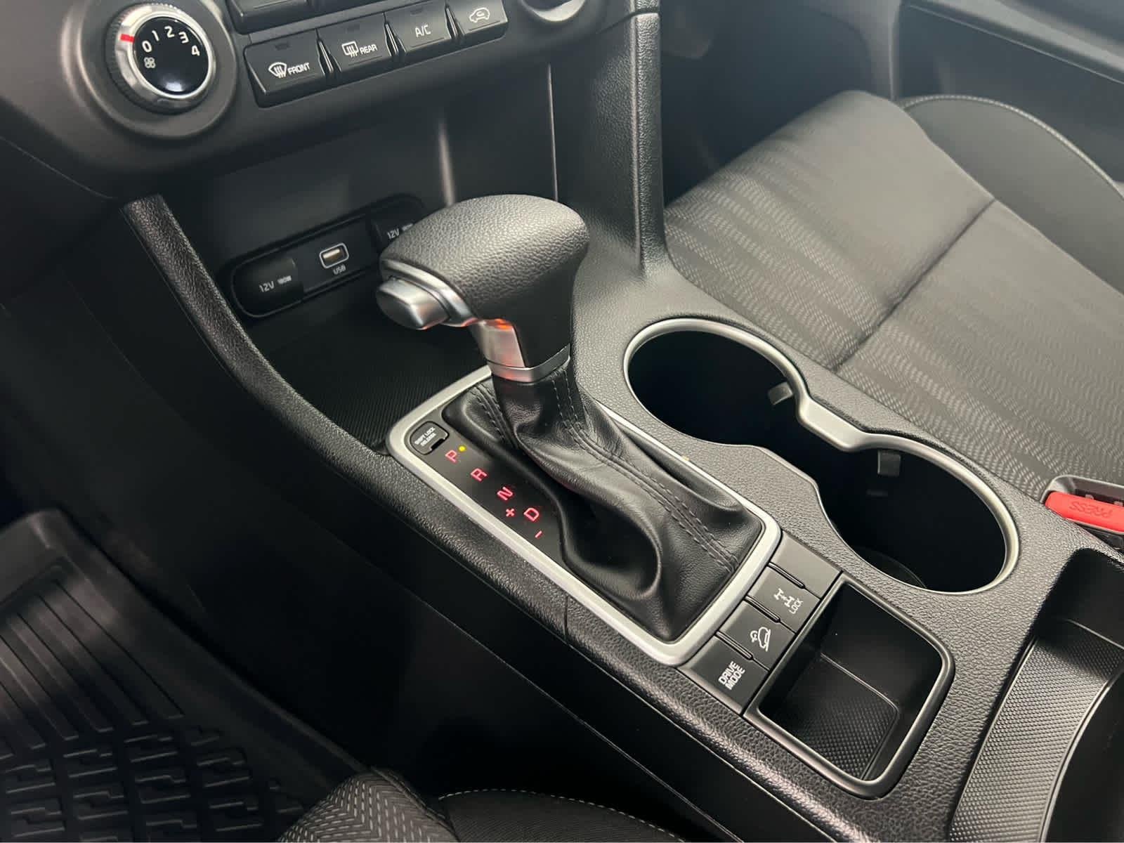 2022 Kia Sportage LX - Photo 18
