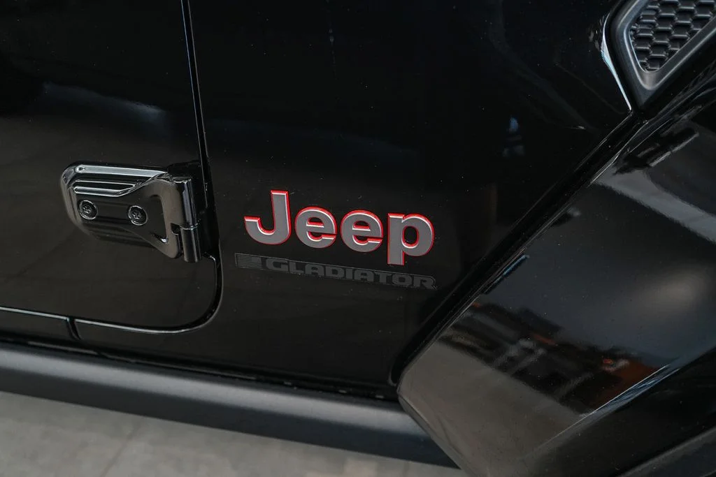 New 2026 Black Clearcoat Jeep Rubicon X image 9